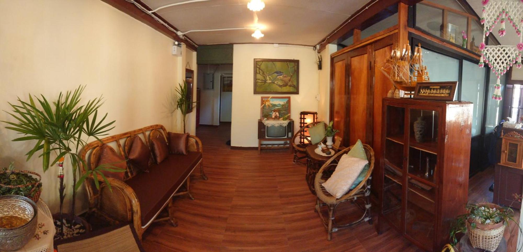 Baan Mai Muang Nan Apartment Luaran gambar