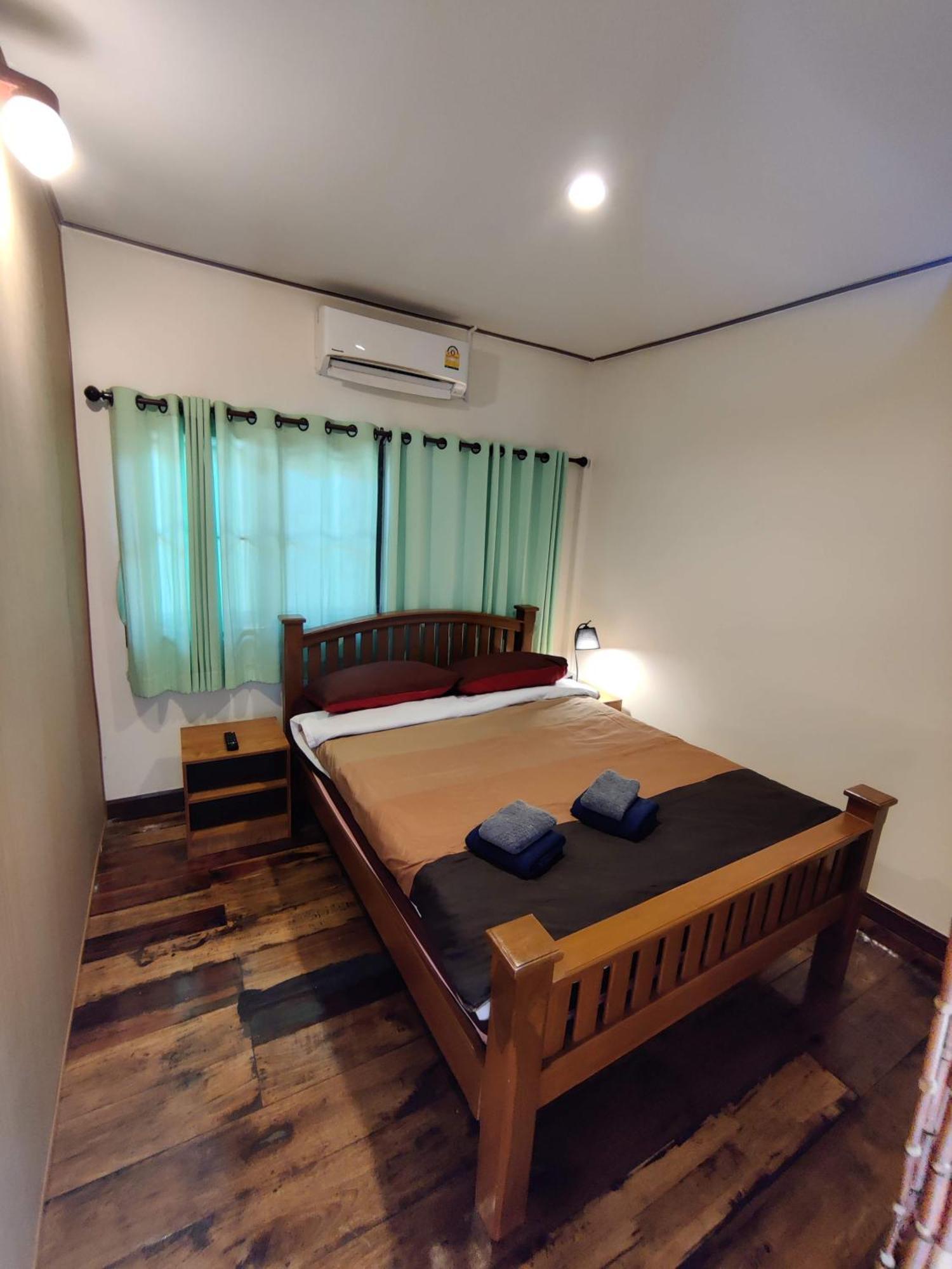 Baan Mai Muang Nan Apartment Luaran gambar